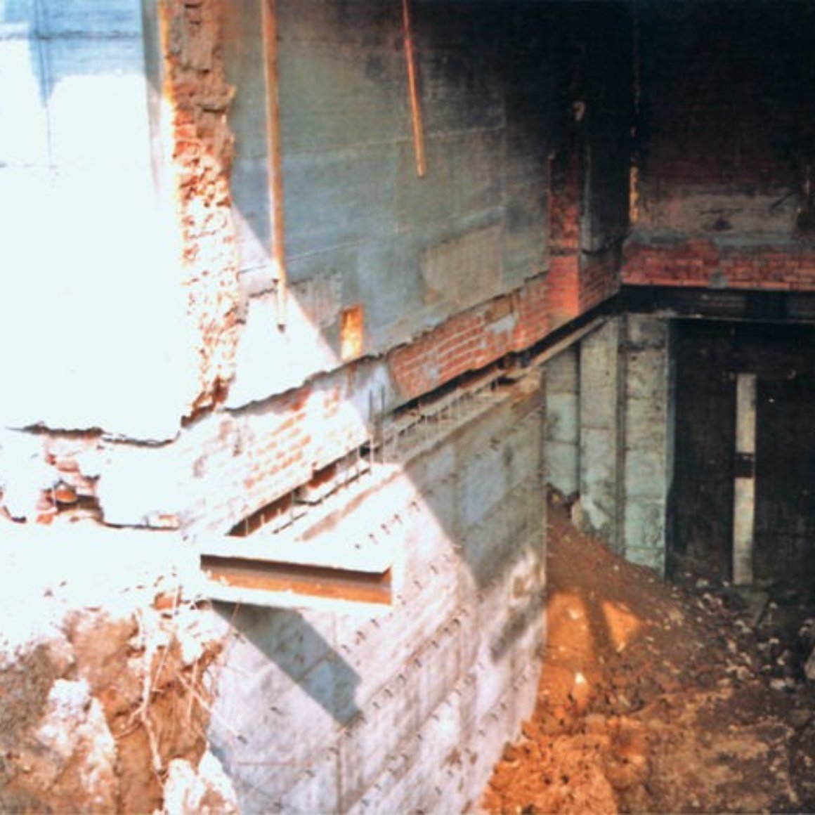 Getto di parete in calcestruzzo Mingo Costruzioni Creazioni Vani Interrati